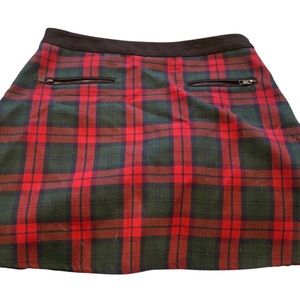 Plaid mini skirt with hip pockets